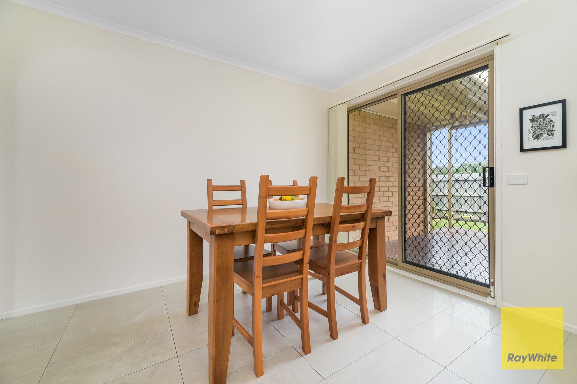 37 John Hunter Drive, Endeavour Hills VIC 3802, Endeavour Hills - Thumbnail 5
