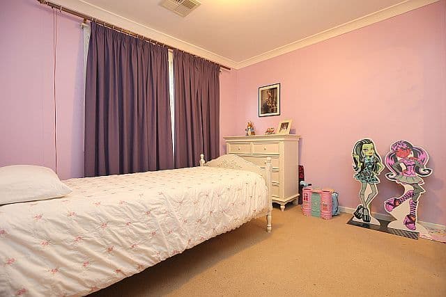 2 Bangalay Street, Georges Hall NSW 2198, Georges Hall - Thumbnail 7
