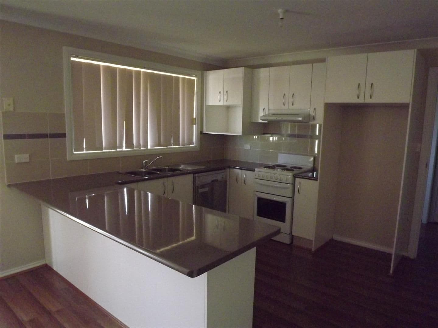 155 Condobolin Road, PARKES NSW 2870, Parkes - Thumbnail 2