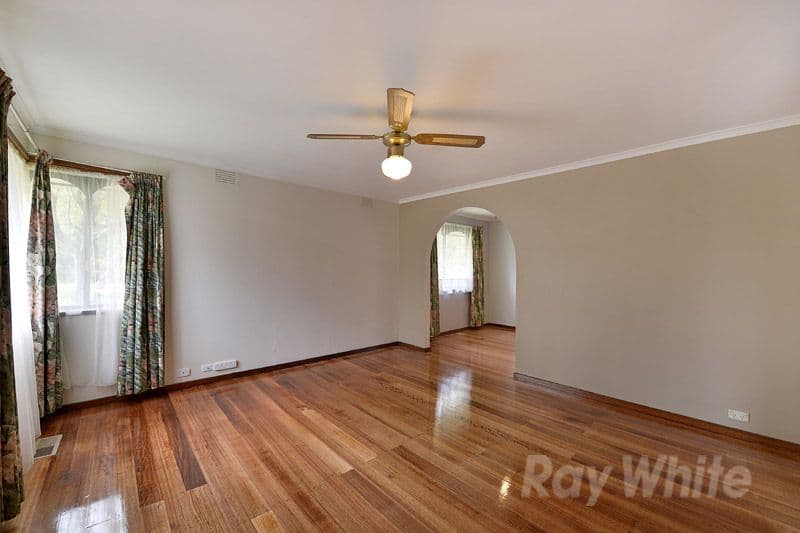 34 Arnold Drive, SCORESBY VIC 3179, Scoresby - Thumbnail 5