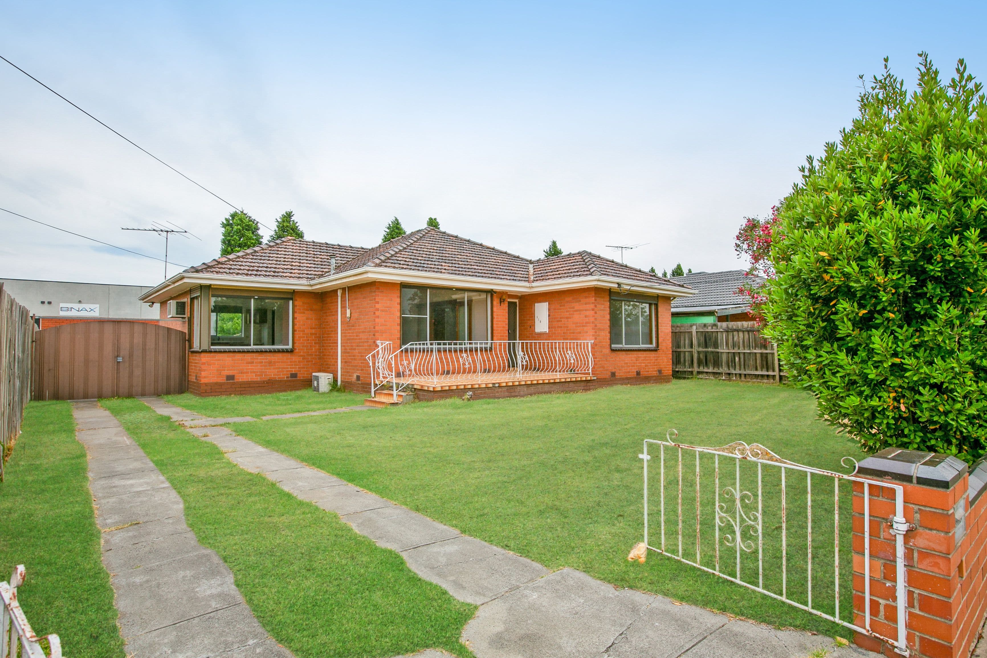 205 Broadhurst Avenue, Reservoir VIC 3073, Reservoir - Image 1