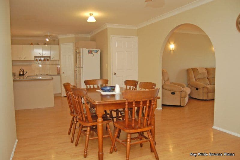 86 St James Circuit, HERITAGE PARK QLD 4118, Heritage Park - Thumbnail 4
