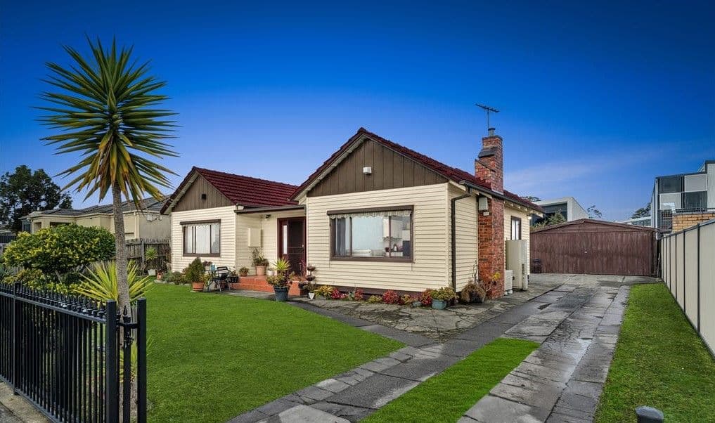 36 Edward Avenue, Dandenong VIC 3175, Dandenong - Thumbnail 2
