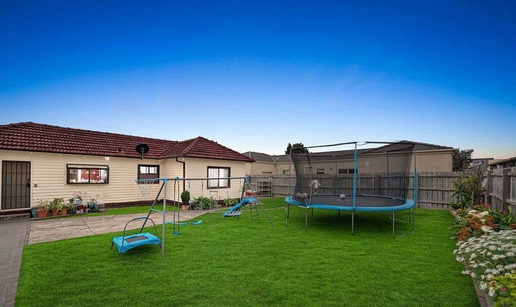 36 Edward Avenue, Dandenong VIC 3175, Dandenong - Thumbnail 3