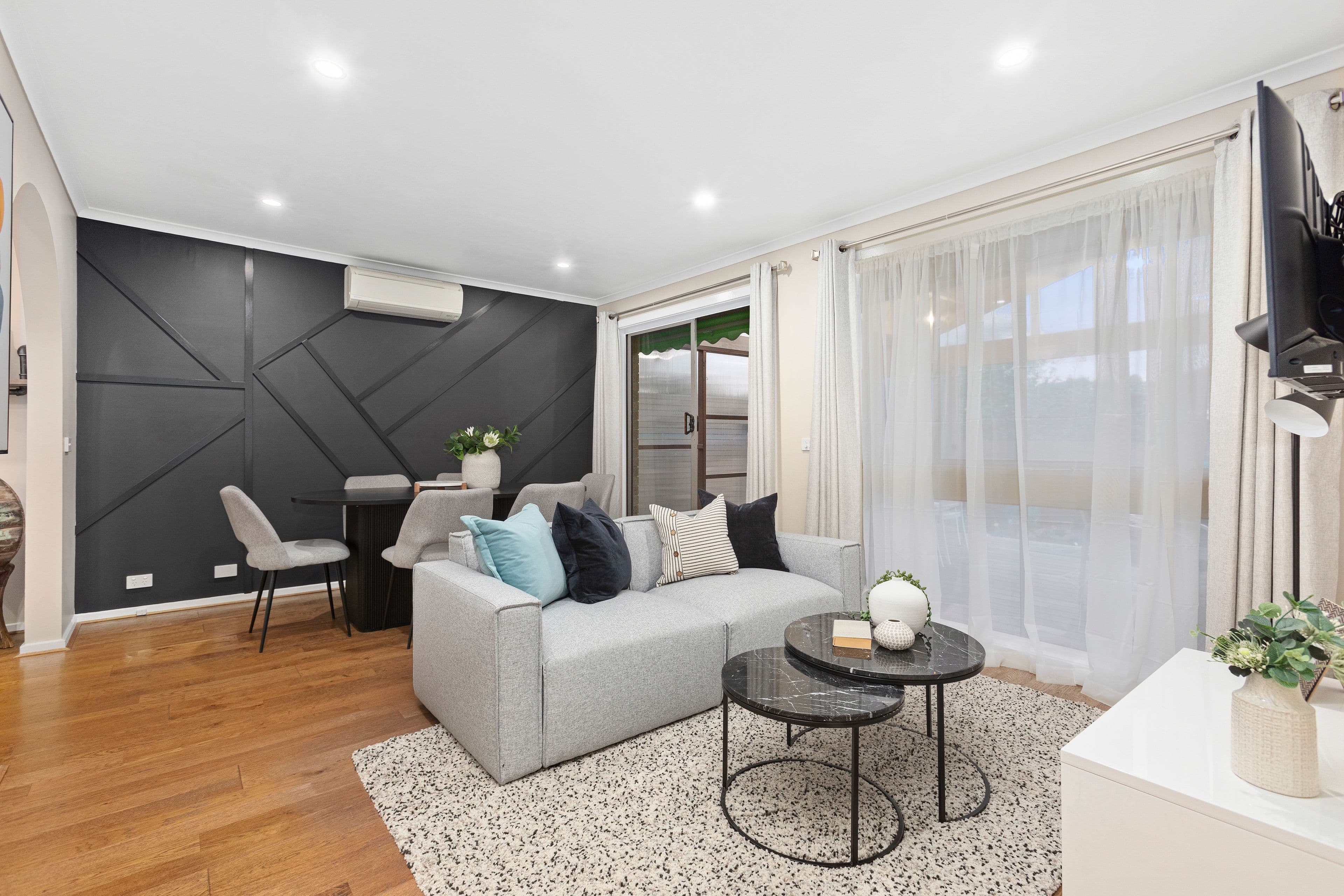 4 Blackburn Drive, Cheltenham VIC 3192, Cheltenham - Thumbnail 5