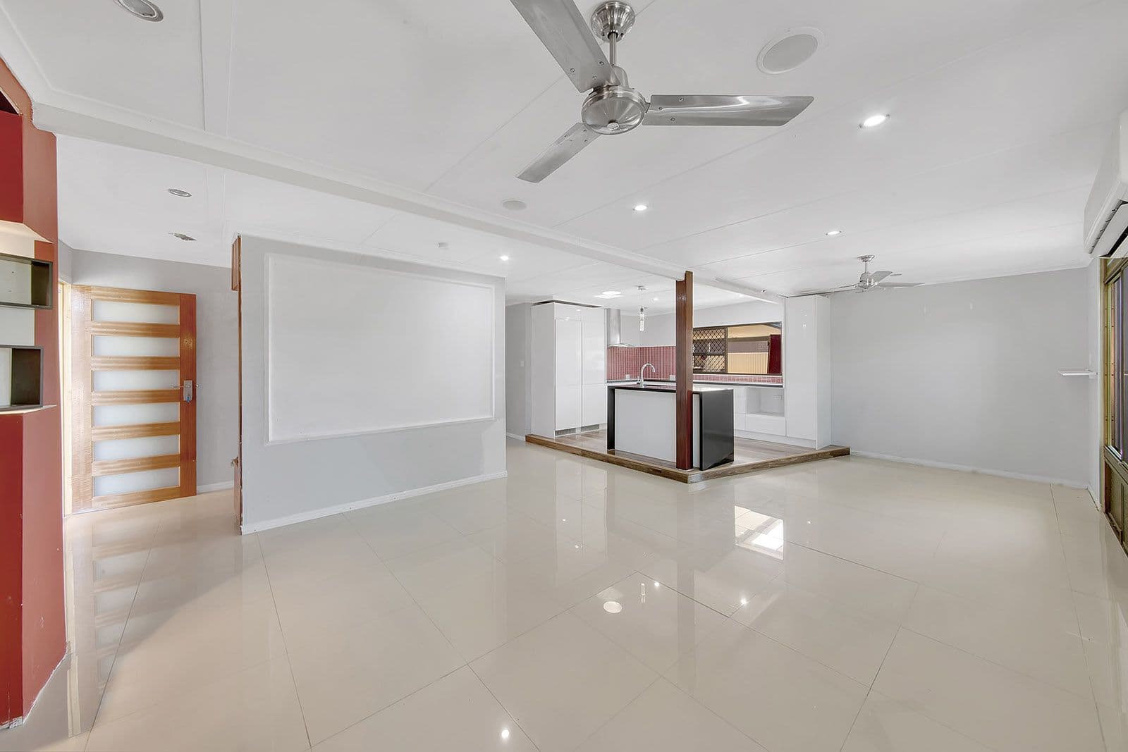 9 Alexander Street, Boyne Island QLD 4680, Boyne Island - Thumbnail 5