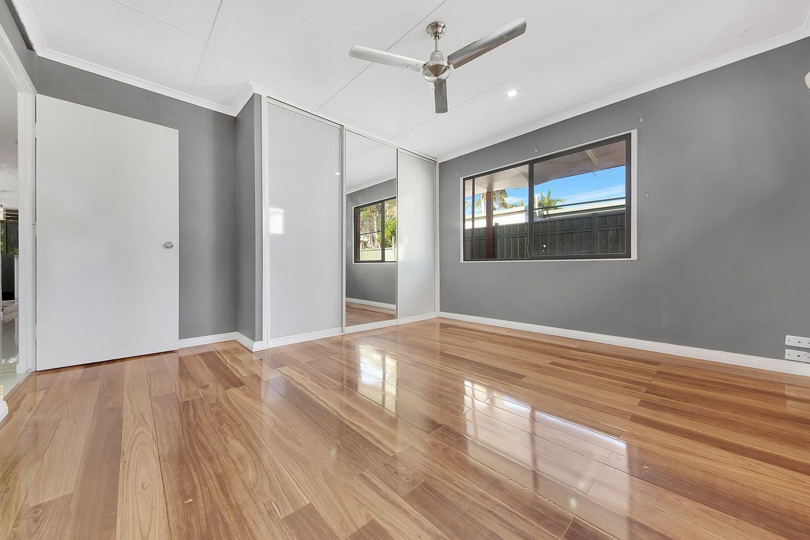9 Alexander Street, Boyne Island QLD 4680, Boyne Island - Thumbnail 8