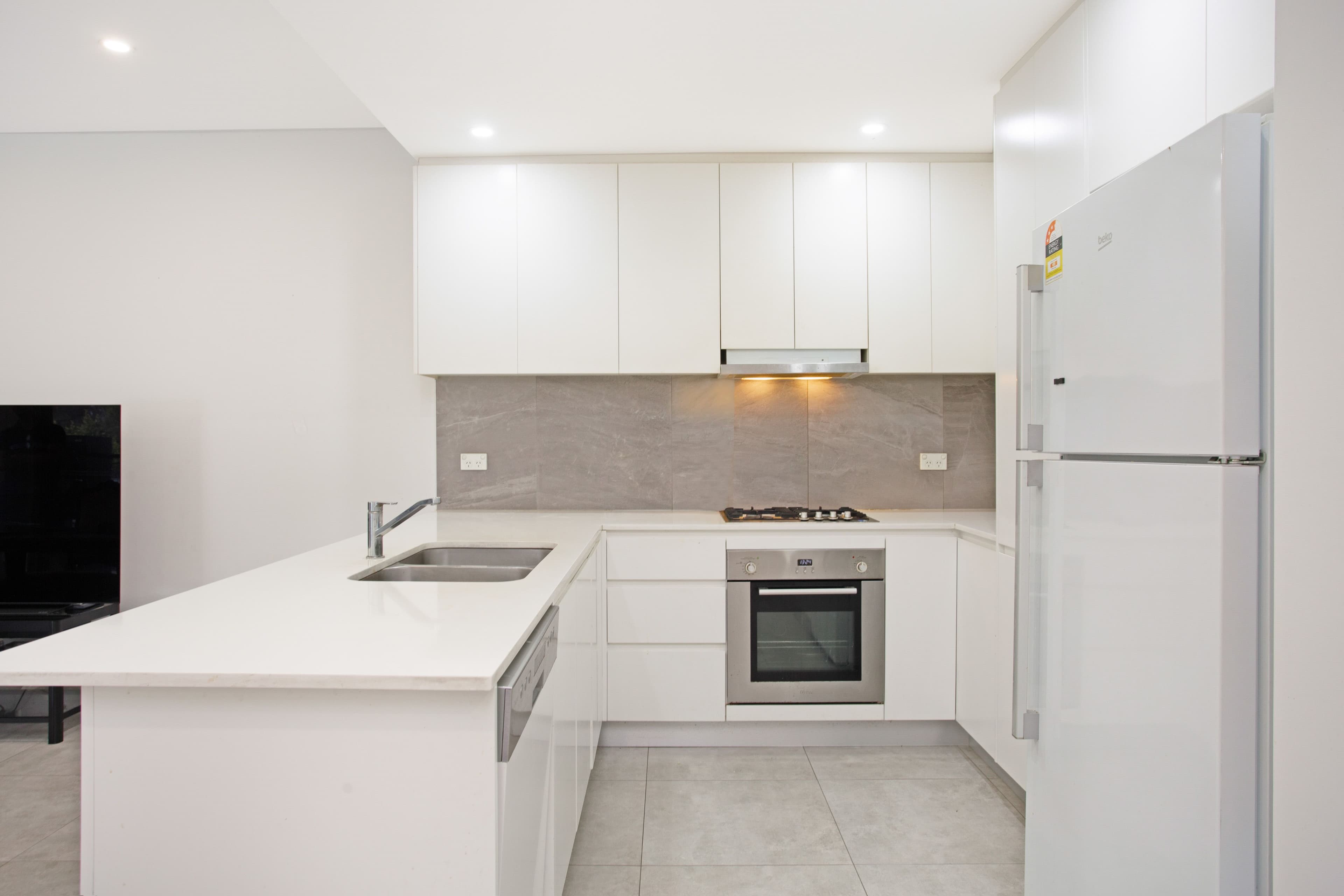 12-14 Belinda Place, Mays Hill NSW 2145, Mays Hill - Thumbnail 2
