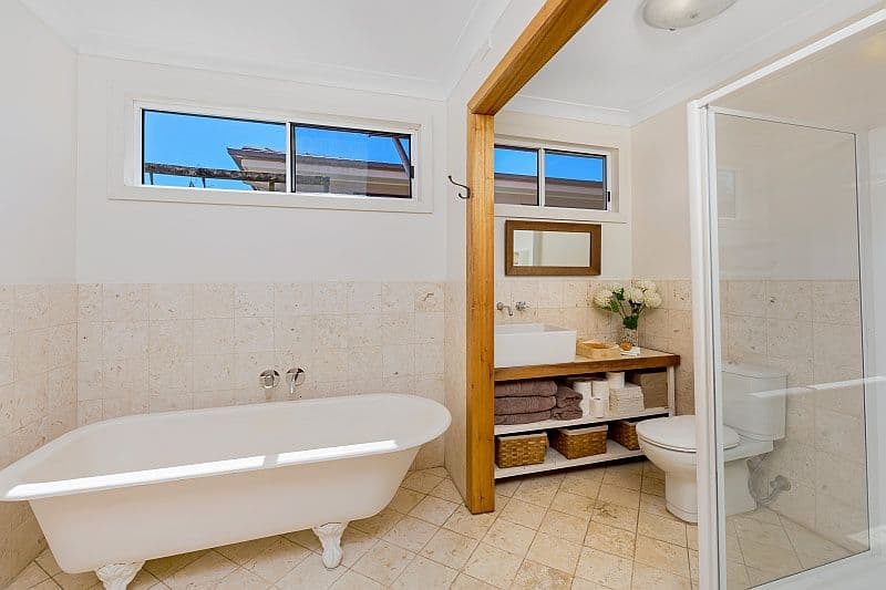 84 Geoffrey Road, CHITTAWAY POINT NSW 2261, Chittaway Point - Thumbnail 5