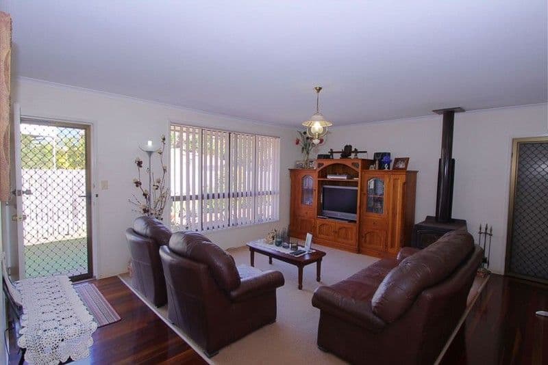 44 Linden Crescent, BUNDABERG EAST QLD 4670, Bundaberg East - Thumbnail 5