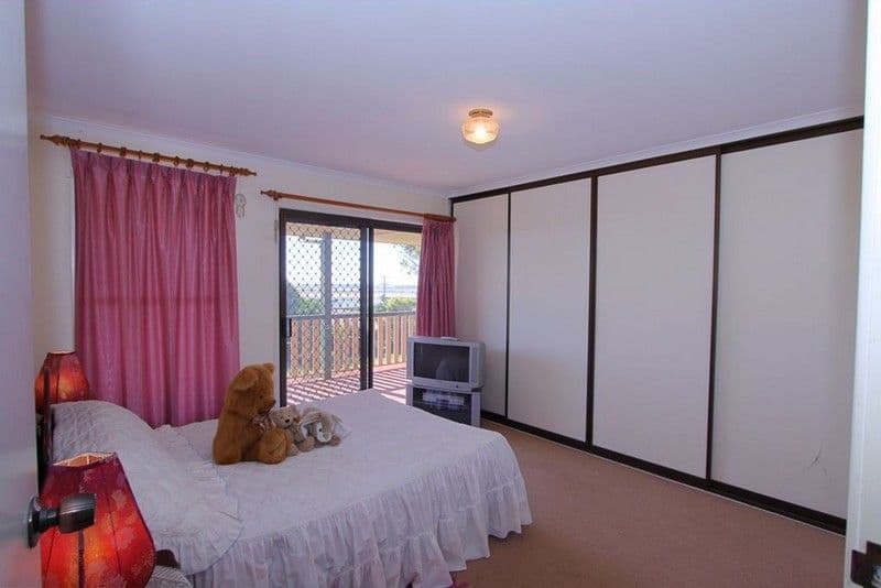 44 Linden Crescent, BUNDABERG EAST QLD 4670, Bundaberg East - Thumbnail 8