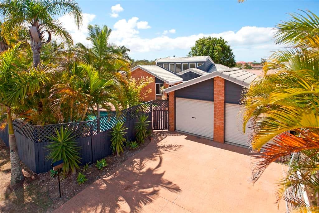 8 Champagne Crescent, THORNLANDS QLD 4164, Thornlands - Thumbnail 2
