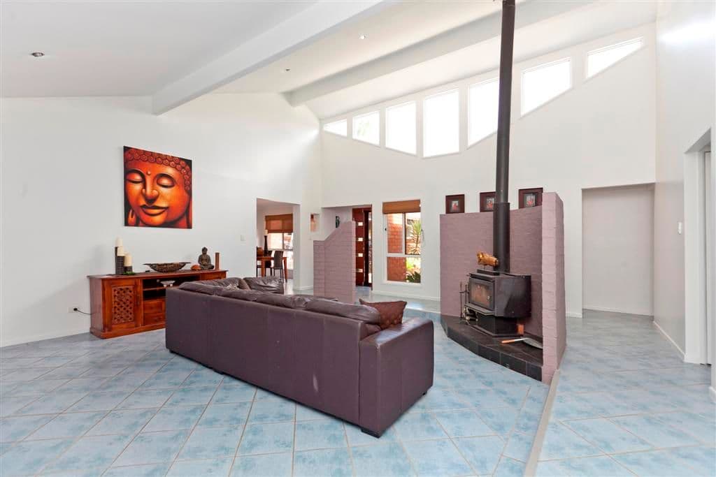 8 Champagne Crescent, THORNLANDS QLD 4164, Thornlands - Thumbnail 7