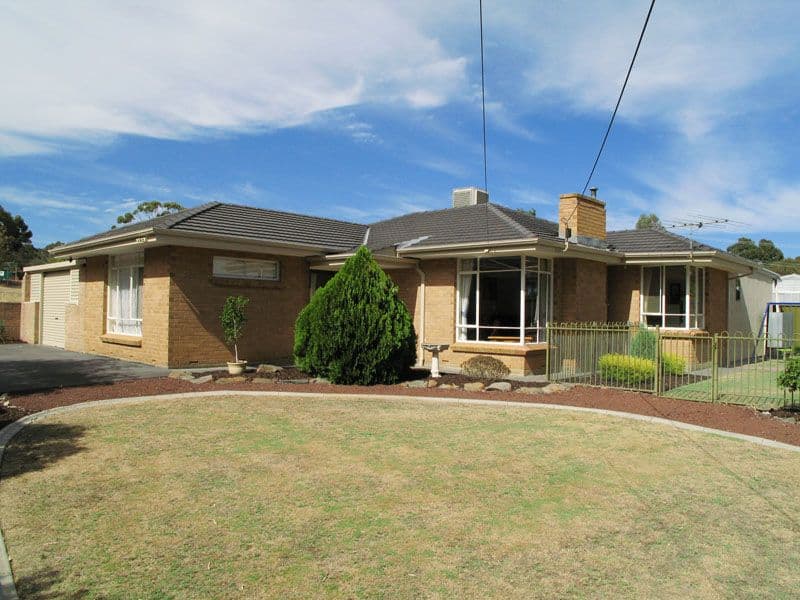 38 Clare Avenue, Athelstone SA 5076, Athelstone - Image 1
