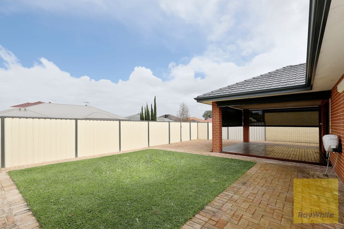 59 The Promenade, Wattle Grove WA 6107, Wattle Grove - Thumbnail 2