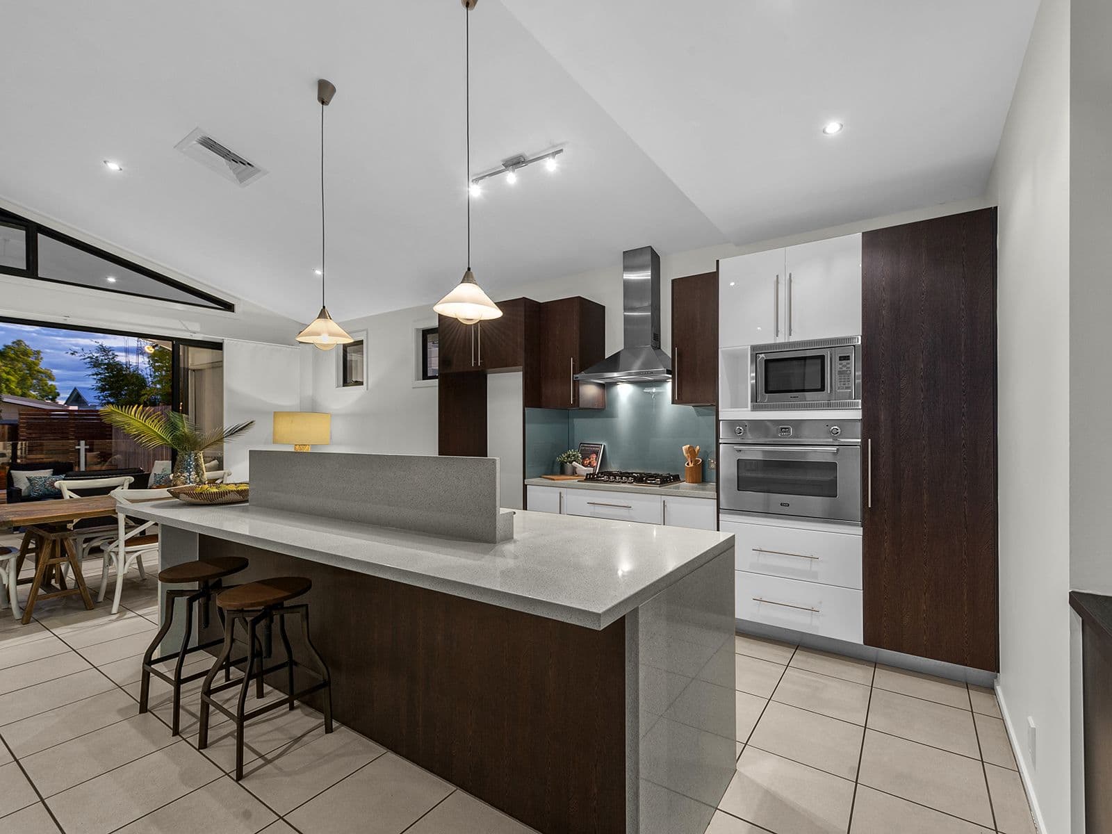 39 Lloyd Street, Camp Hill QLD 4152, Camp Hill - Thumbnail 4