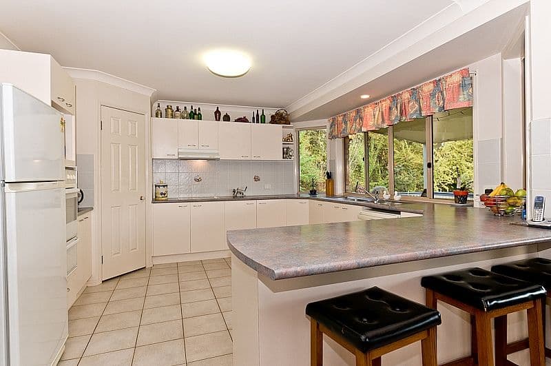 10 Primwood Court, SAMFORD QLD 4520, Samford Valley - Thumbnail 2
