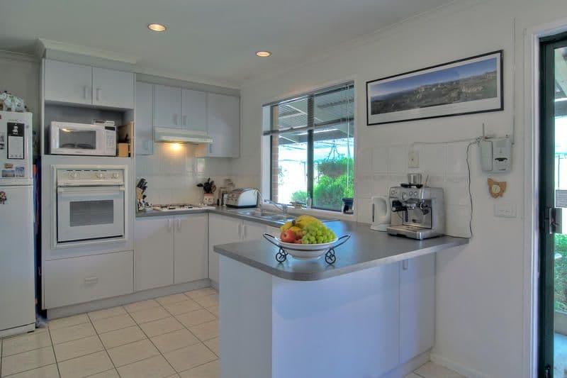 20 Woodside Close, SOMERVILLE VIC 3912, Somerville - Thumbnail 4
