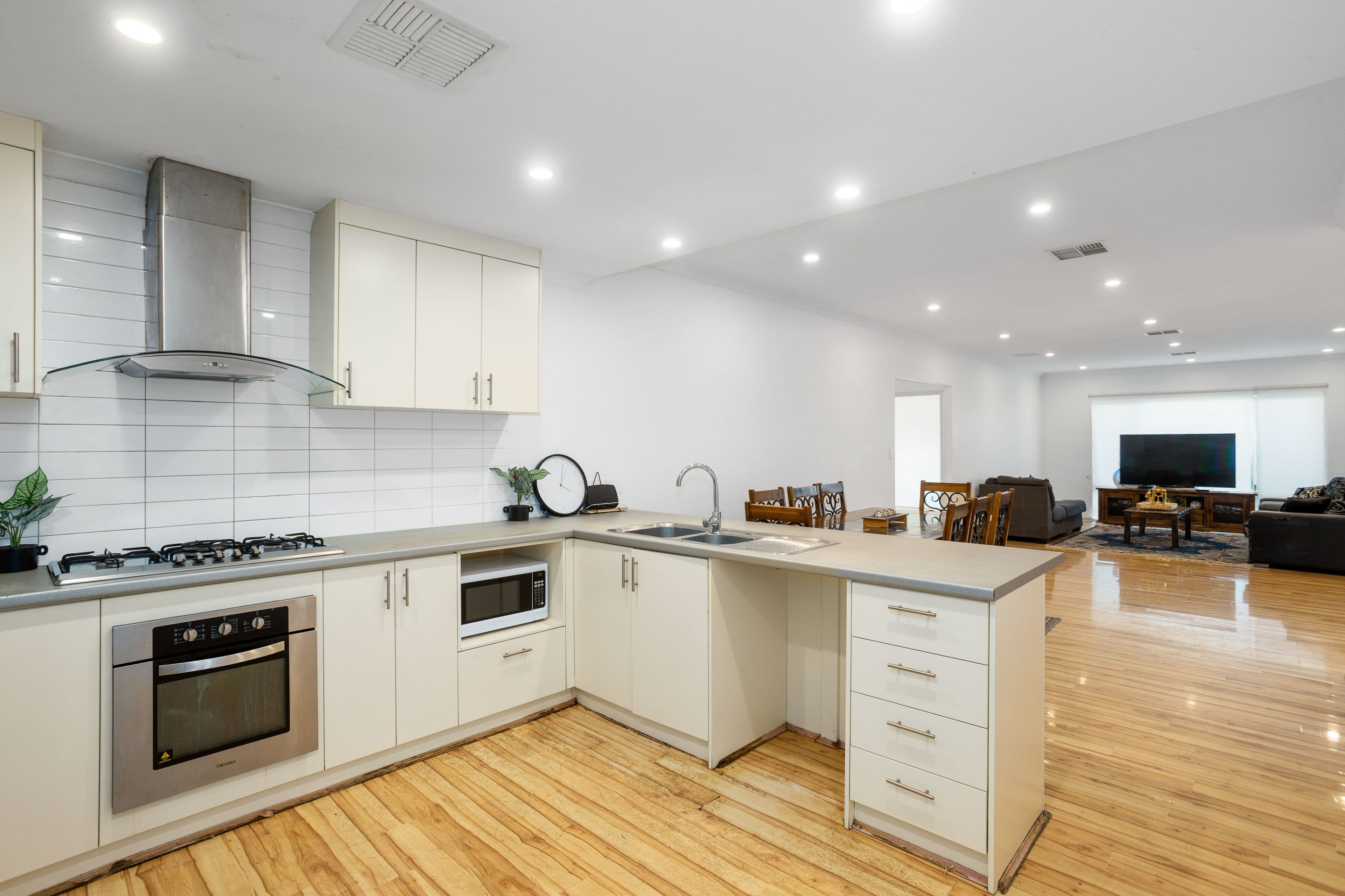 55 King Road, Beechboro WA 6063, Beechboro - Image 1