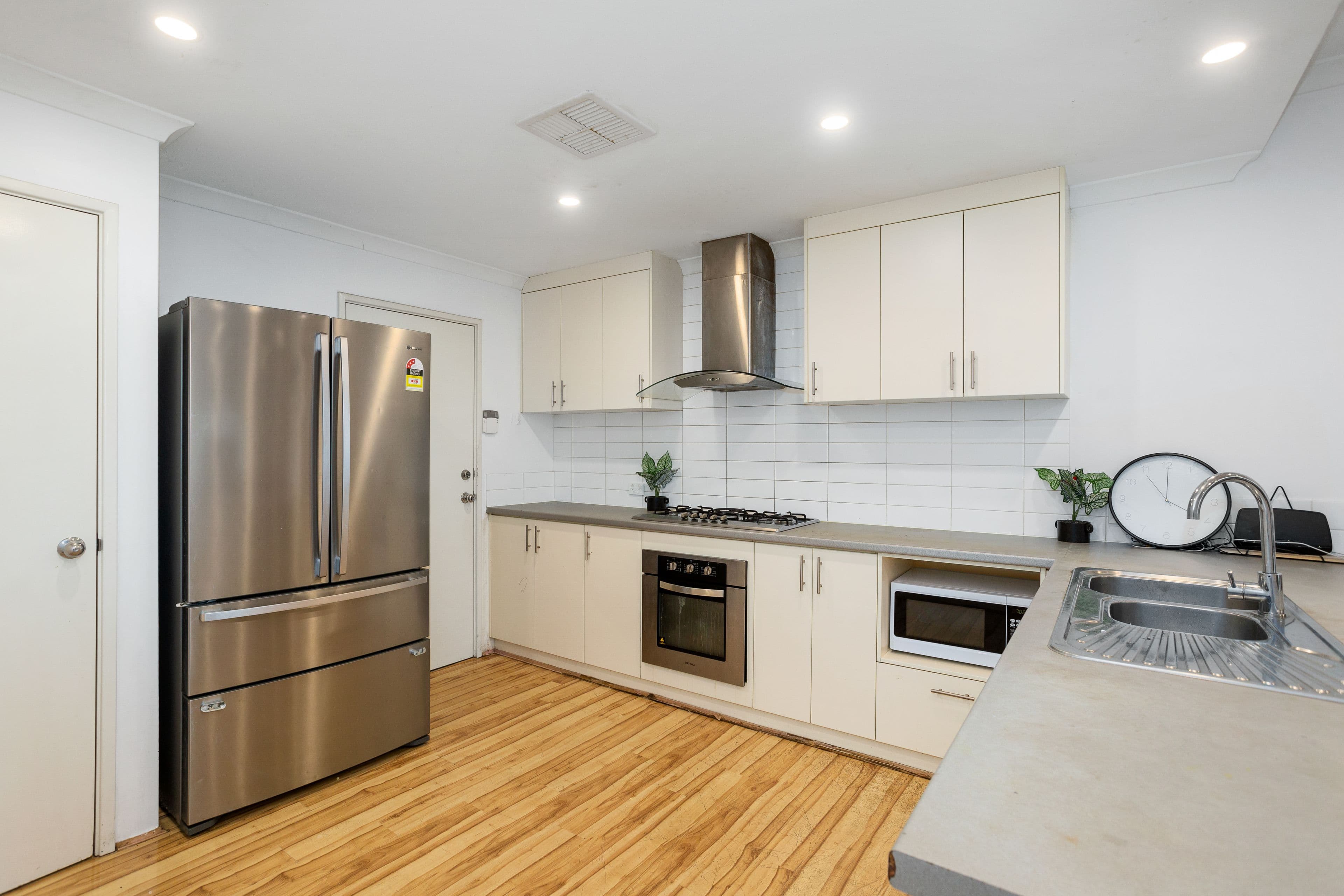 55 King Road, Beechboro WA 6063, Beechboro - Thumbnail 3