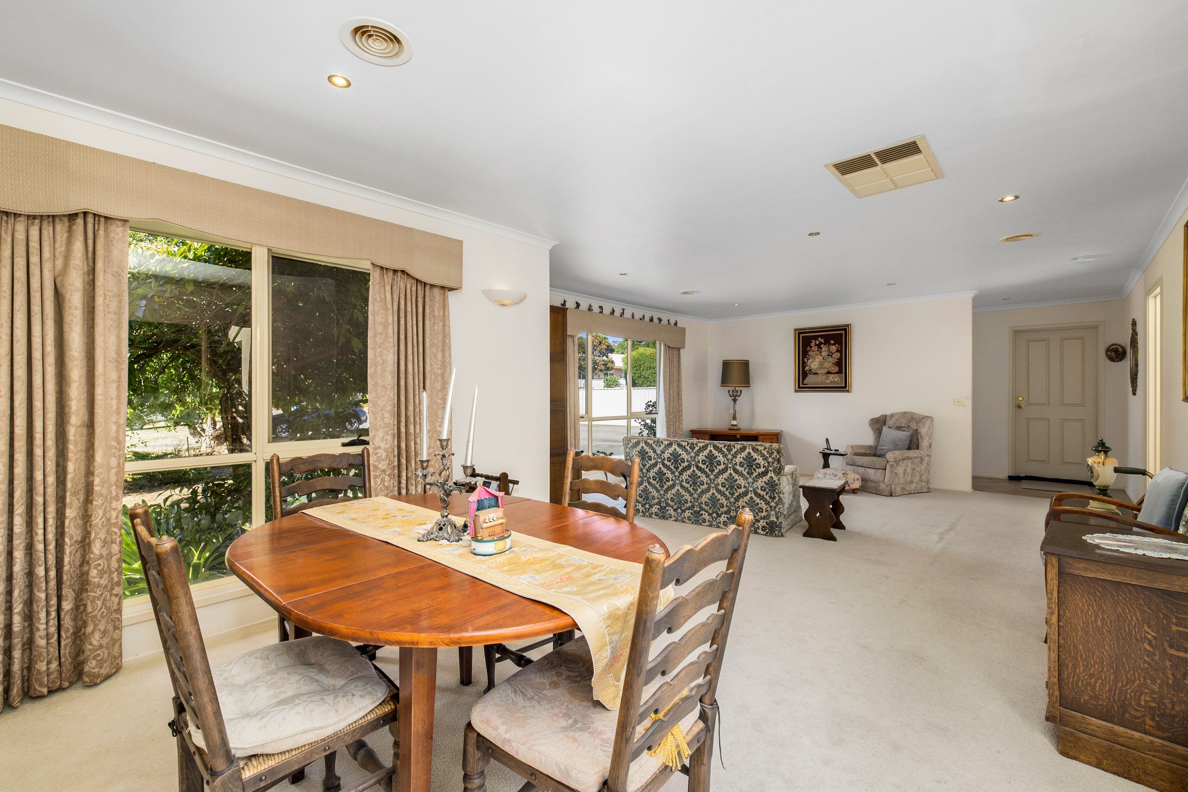 6 Boberski Close, Ararat VIC 3377, Ararat - Thumbnail 3