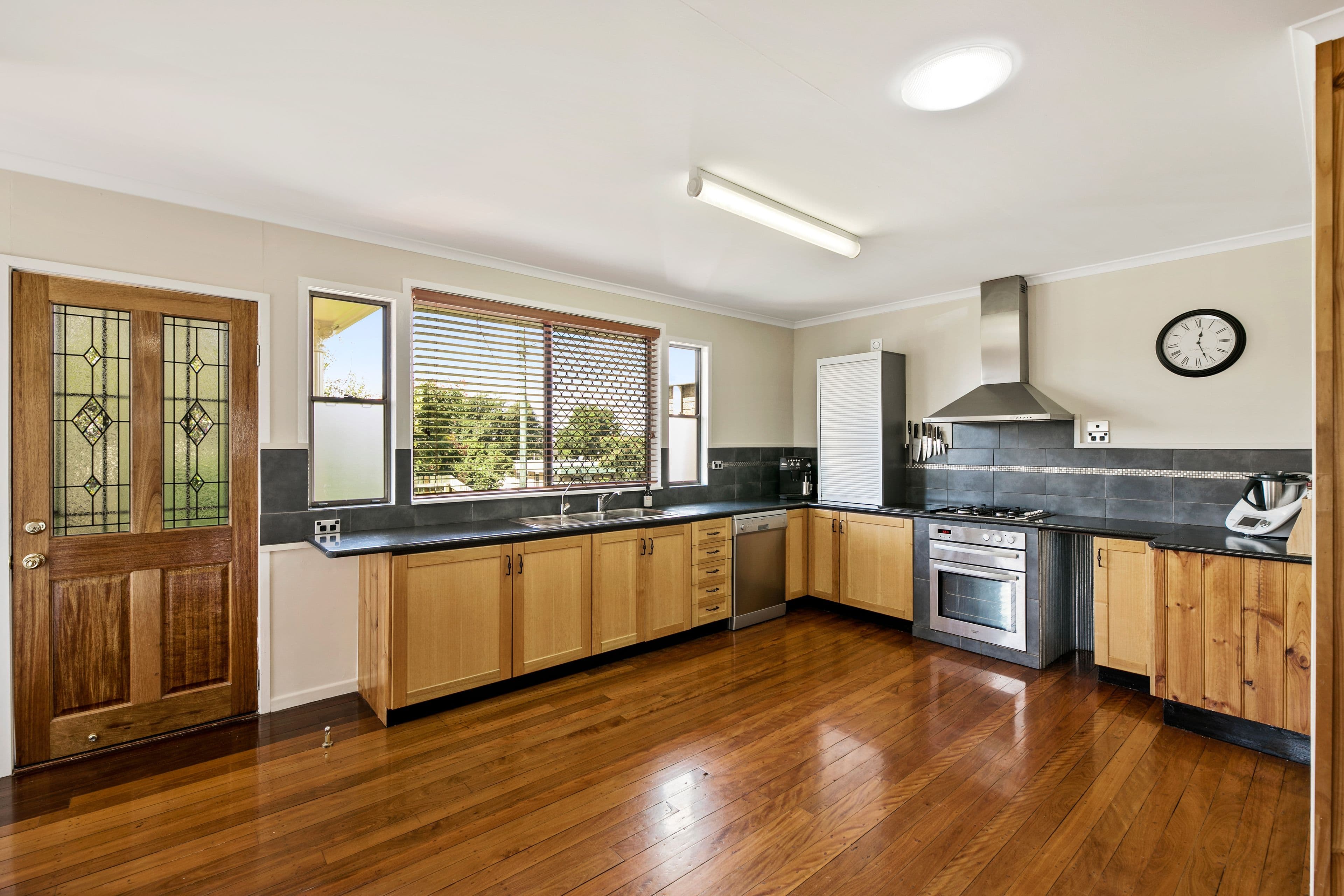 75 Hoey Street, Kearneys Spring QLD 4350, Kearneys Spring - Thumbnail 4