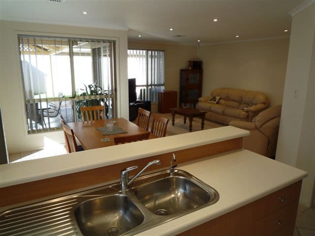 34 Trafford Street, ANGLE PARK SA 5010, Angle Park - Thumbnail 2