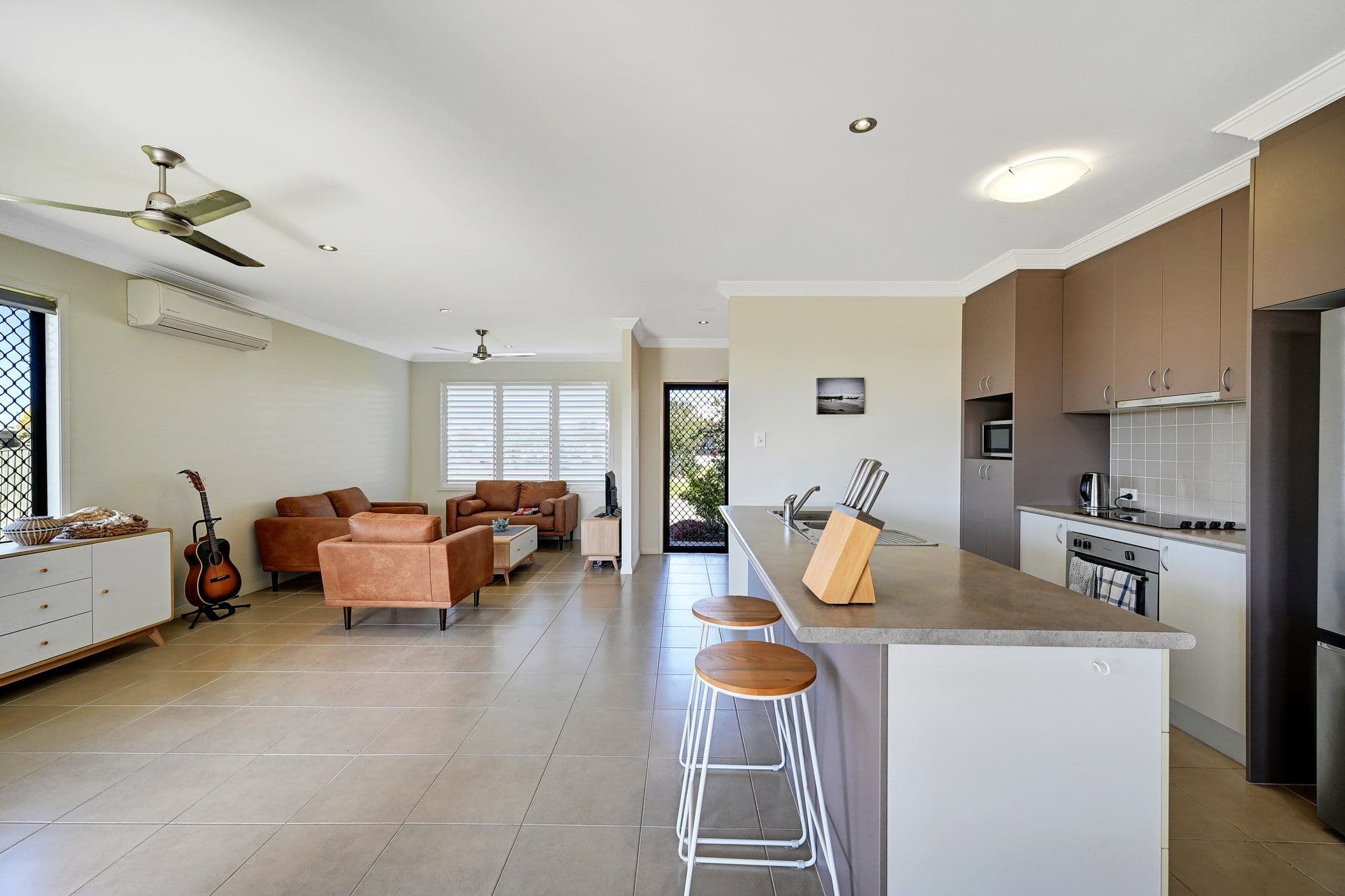 1 Holbourne Street, Bushland Beach QLD 4818, Bushland Beach - Thumbnail 6