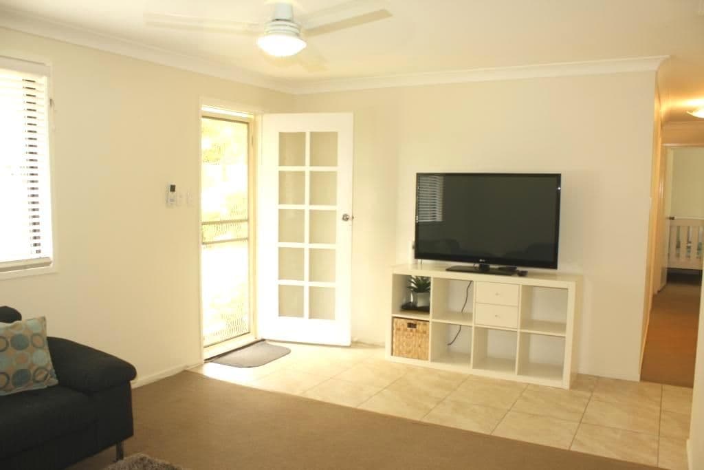 43 Brooklands Drive, Beaudesert QLD 4285, Beaudesert - Thumbnail 3