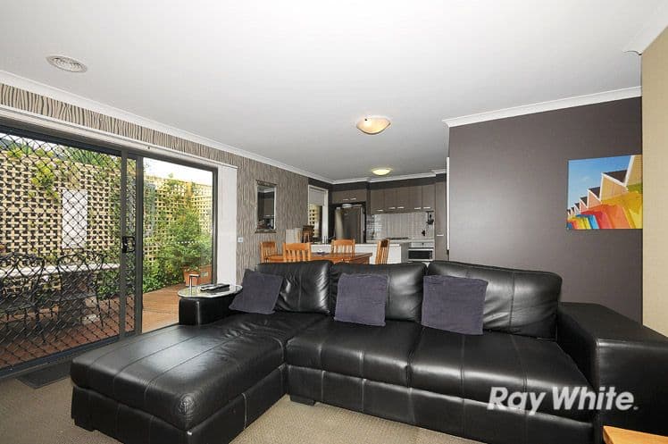 11 Brunnings Road, Carrum Downs VIC 3201, Carrum Downs - Thumbnail 3