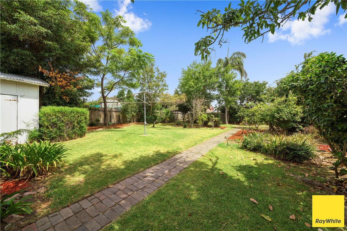 98 Waratah Street, Haberfield - Thumbnail 2