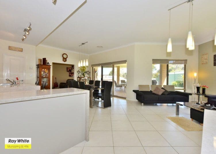 22 Reddy Avenue, Mundaring WA 6073, Mundaring - Thumbnail 3
