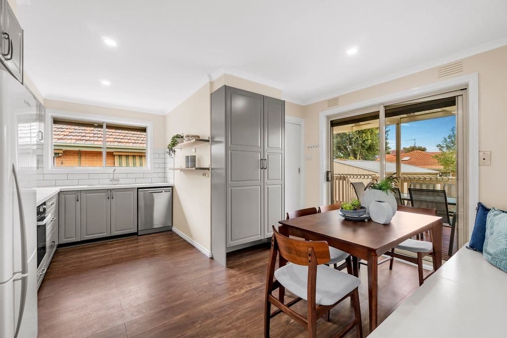 45 Pinewood Drive, Thomastown VIC 3074, Thomastown - Thumbnail 3