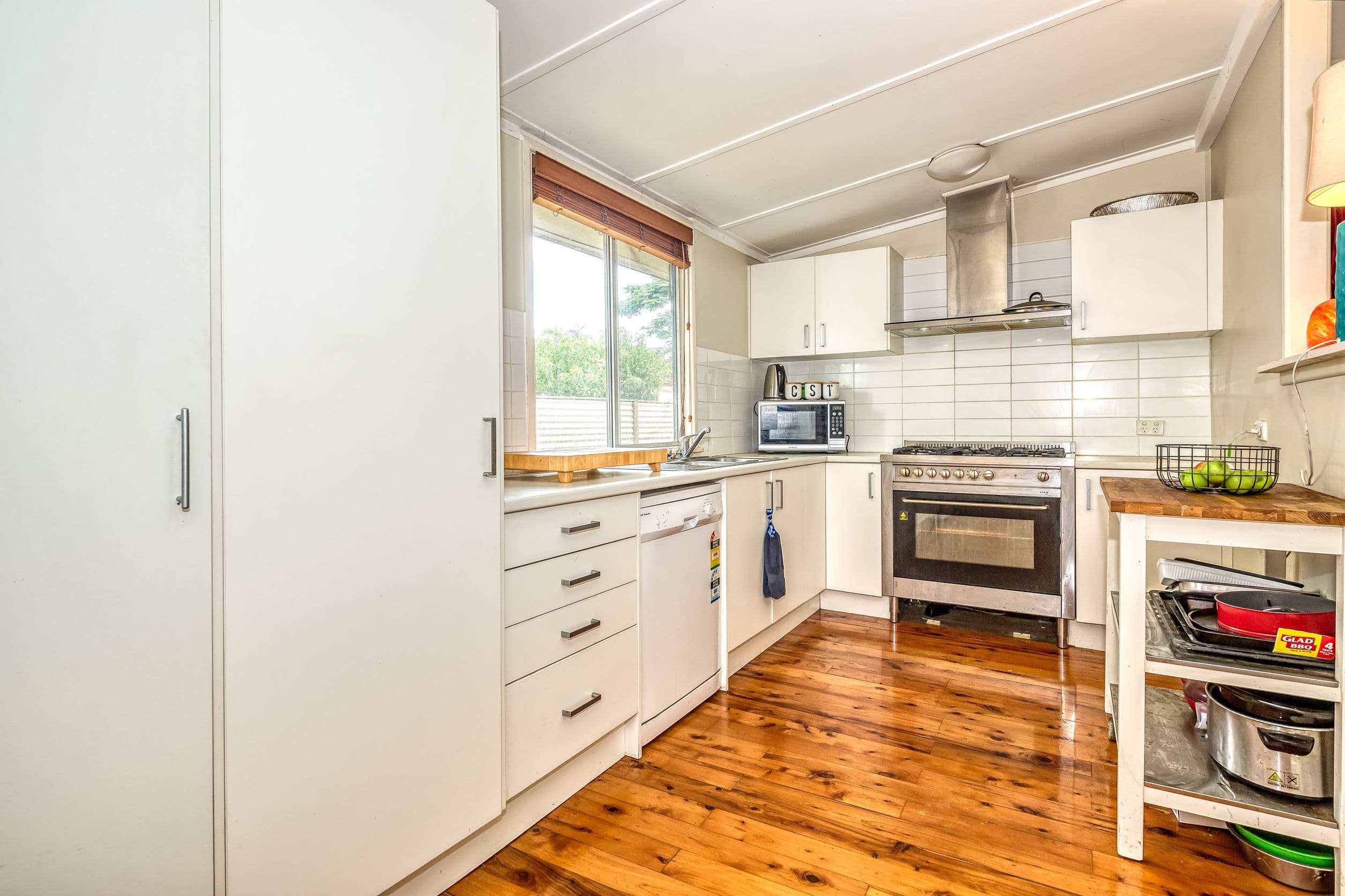 10 Gidya Avenue, Bongaree QLD 4507, Bongaree - Thumbnail 3