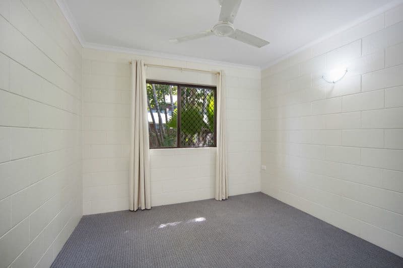 30 Strombus Avenue, TRINITY BEACH QLD 4879, Trinity Beach - Thumbnail 8