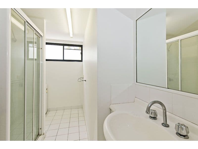 75 Thorn Street, KANGAROO POINT QLD 4169, Kangaroo Point - Thumbnail 8