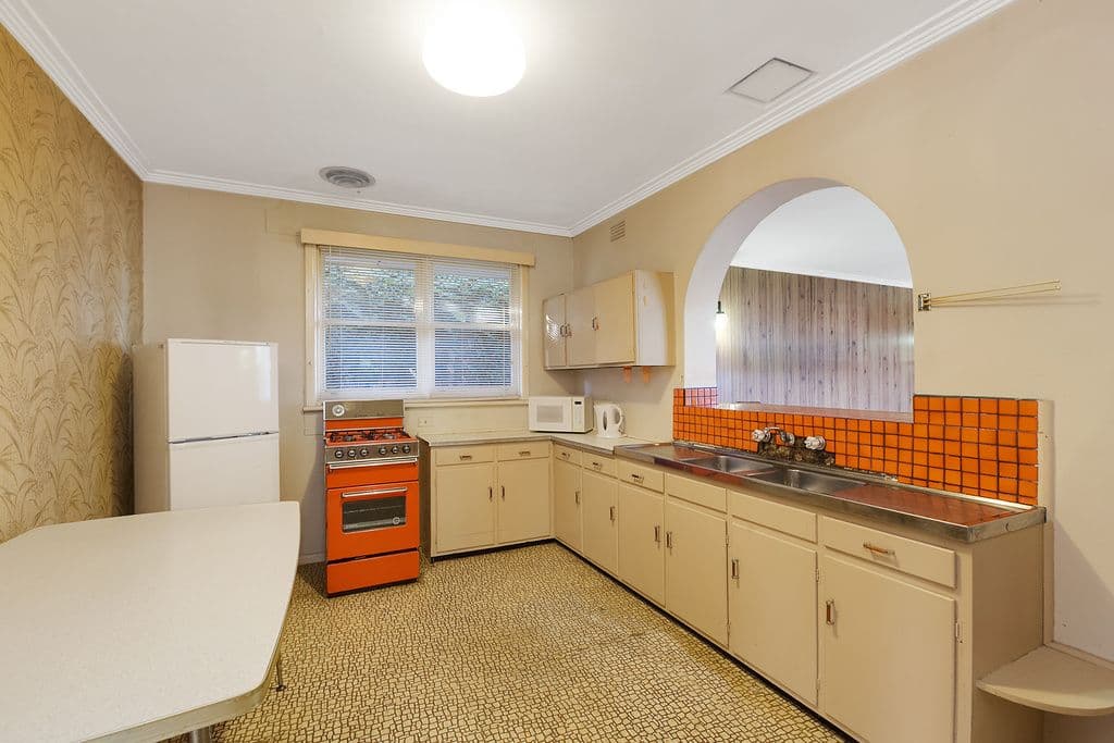 16 Edmondson Street, LALOR VIC 3075, Lalor - Thumbnail 2