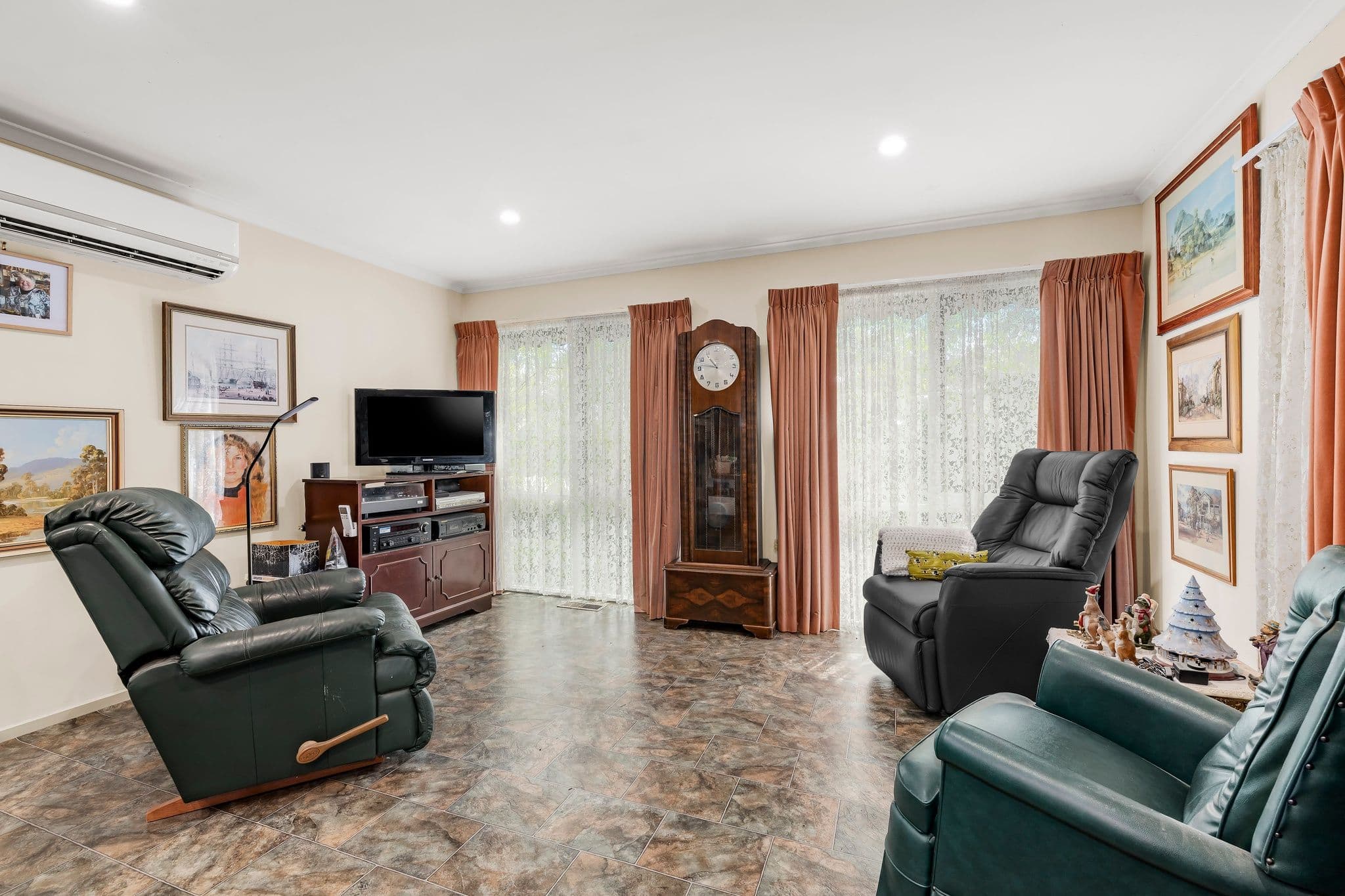 8 Kamarooka Drive, Wattle Glen VIC 3096, Wattle Glen - Thumbnail 4