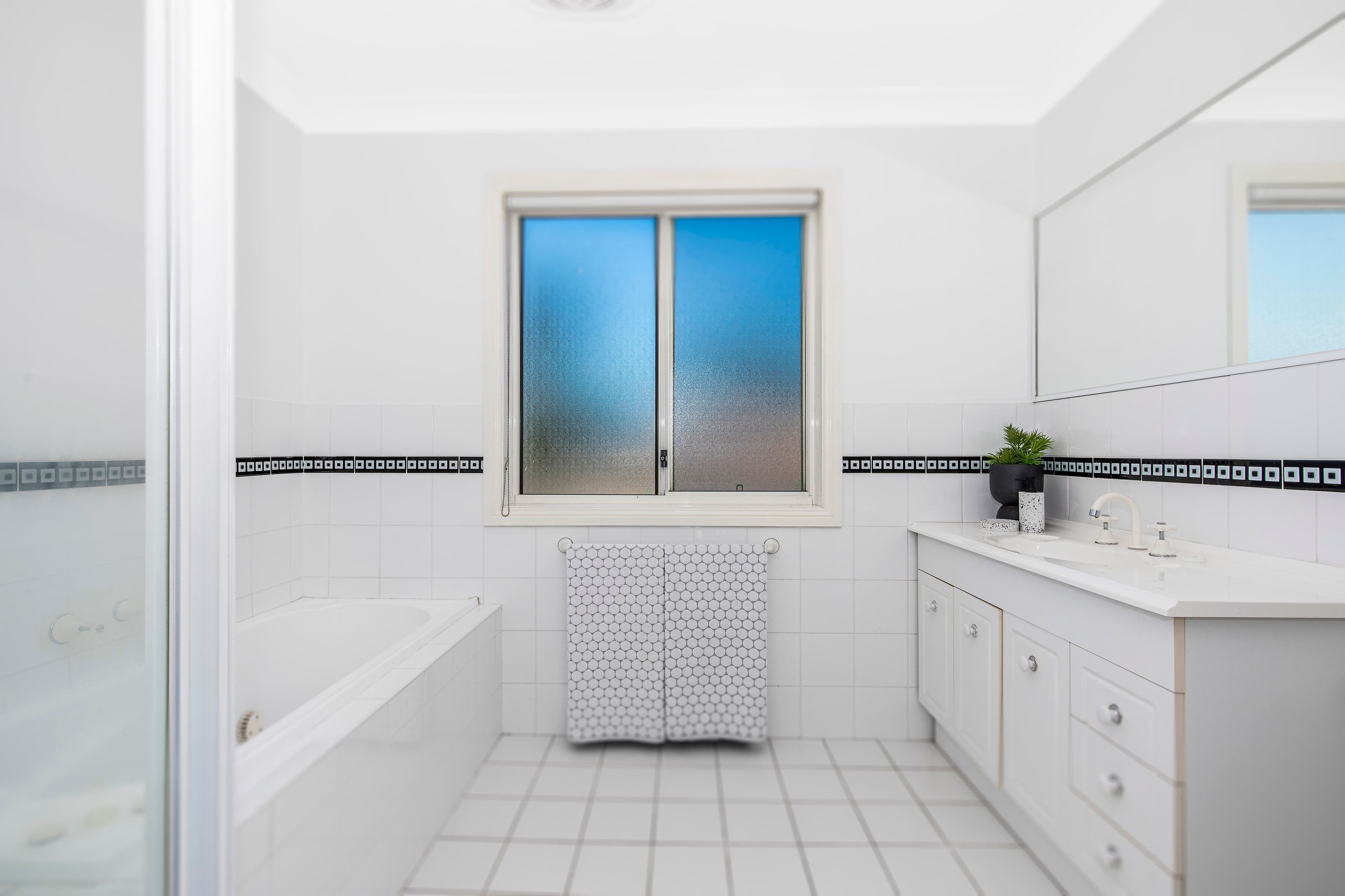 4 Parsons Road, Lisarow NSW 2250, Lisarow - Thumbnail 7