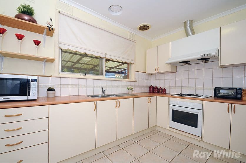 57 Wilga Street, MOUNT WAVERLEY VIC 3149, Mount Waverley - Thumbnail 4