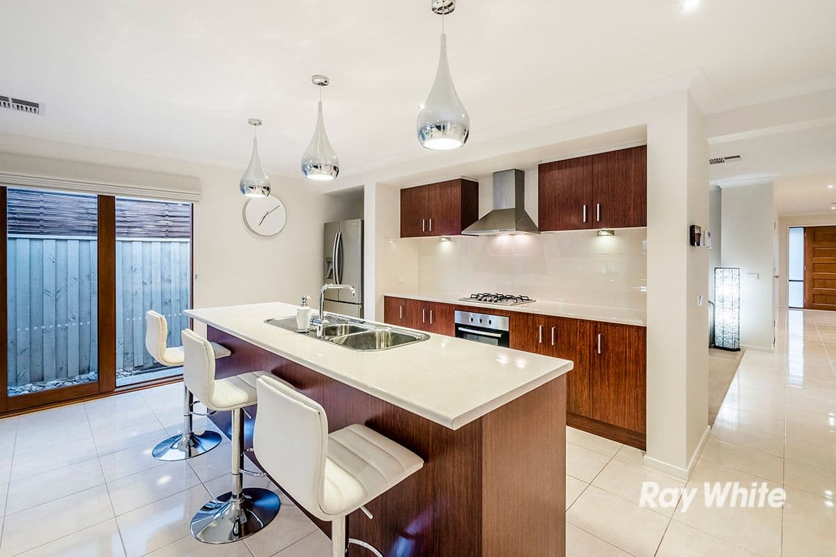 18 Lemon Grove, Cranbourne West VIC 3977, Cranbourne West - Thumbnail 3