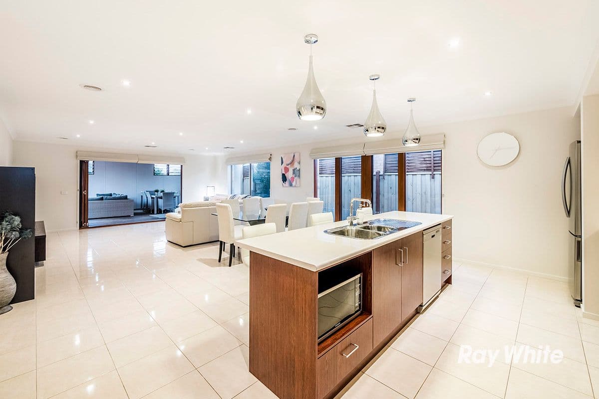 18 Lemon Grove, Cranbourne West VIC 3977, Cranbourne West - Thumbnail 5