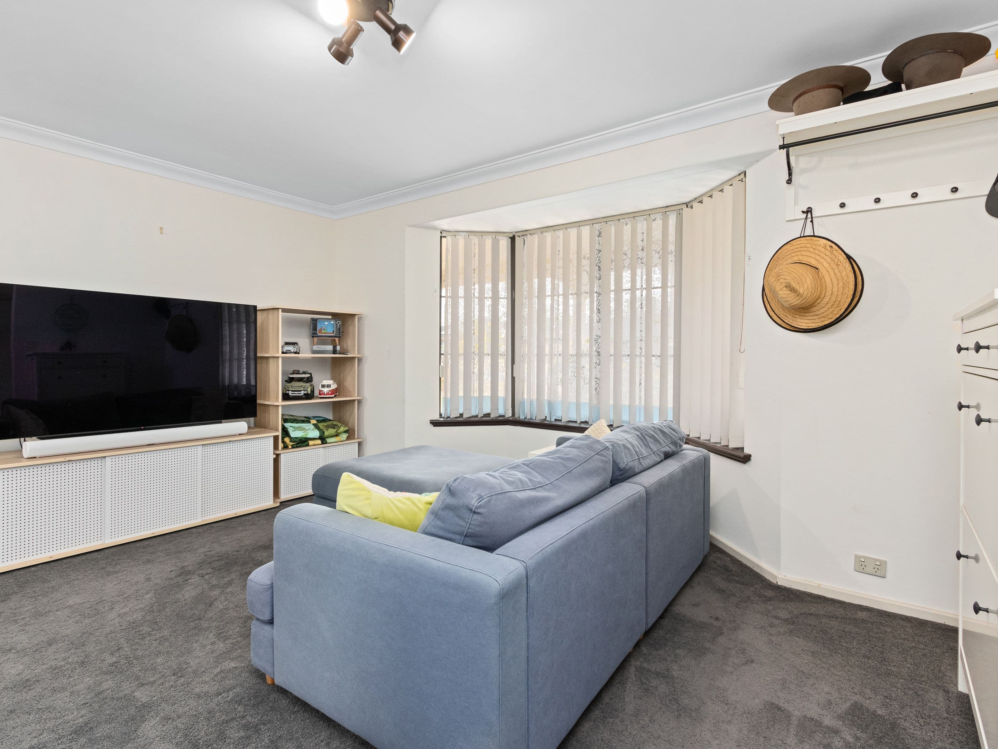 16 Hannan Place, Huntingdale WA 6110, Huntingdale - Thumbnail 5