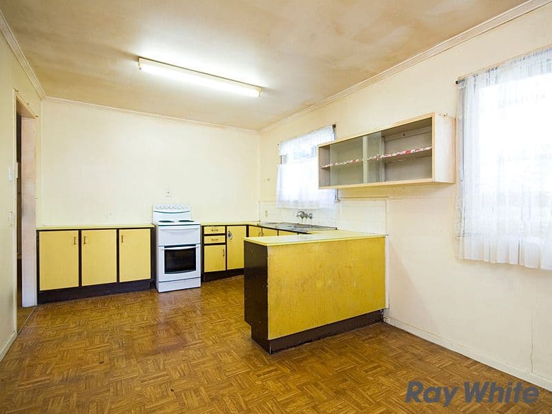 12 Plateau Crescent, Carrara, QLD, 4211, Carrara - Thumbnail 4