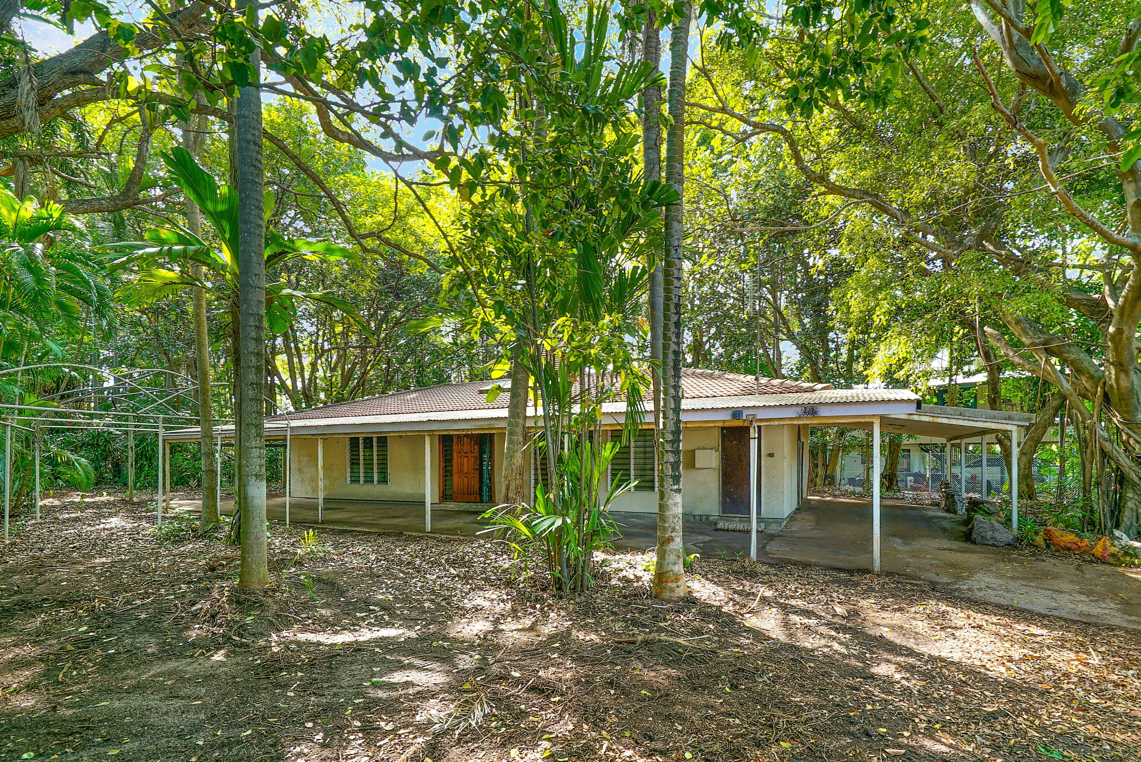 6 Bougainvilia Street, Nightcliff NT 0810, Nightcliff - Thumbnail 2