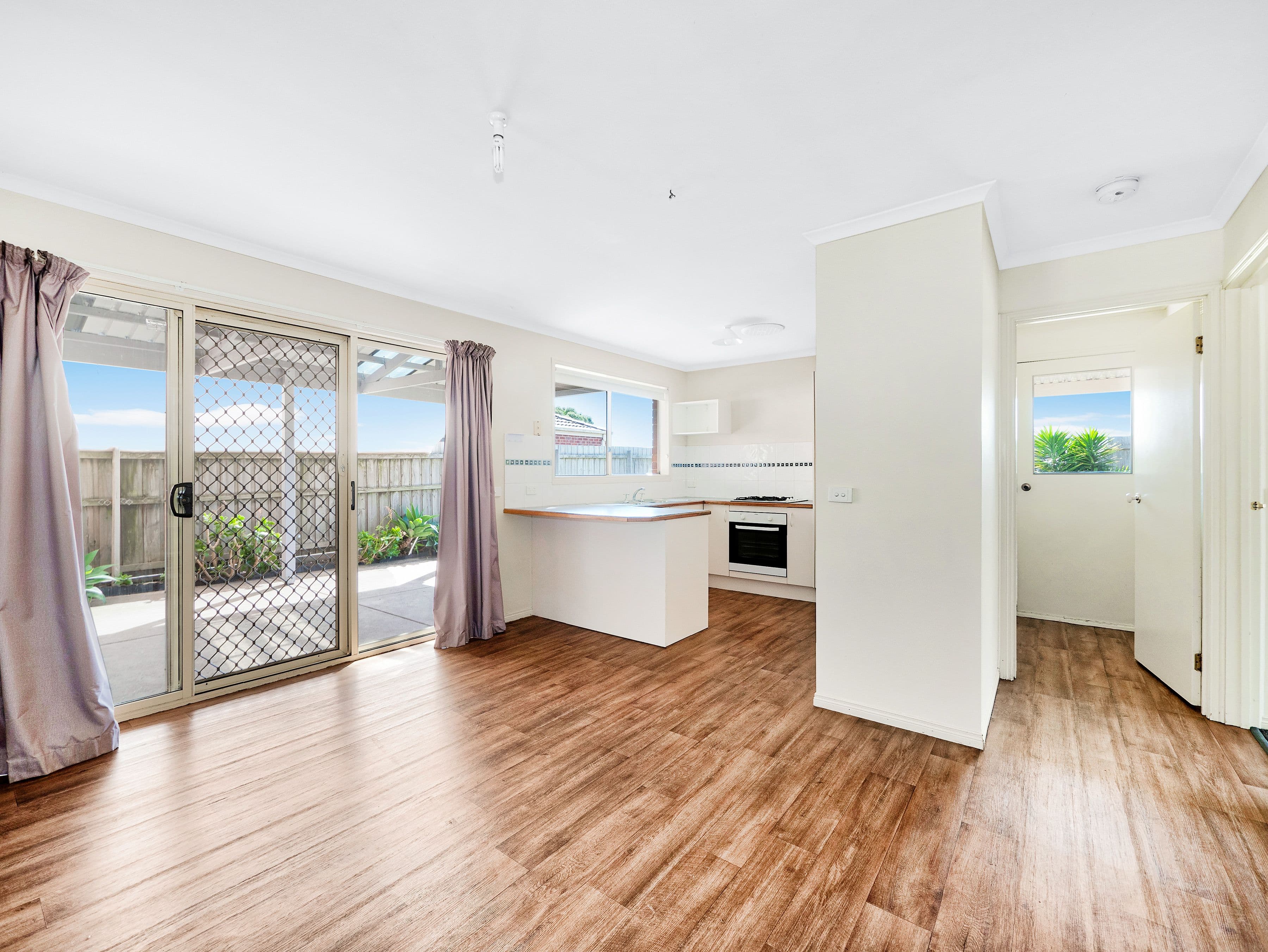 17 Fishburn Place, Cranbourne West VIC 3977, Cranbourne West - Thumbnail 4