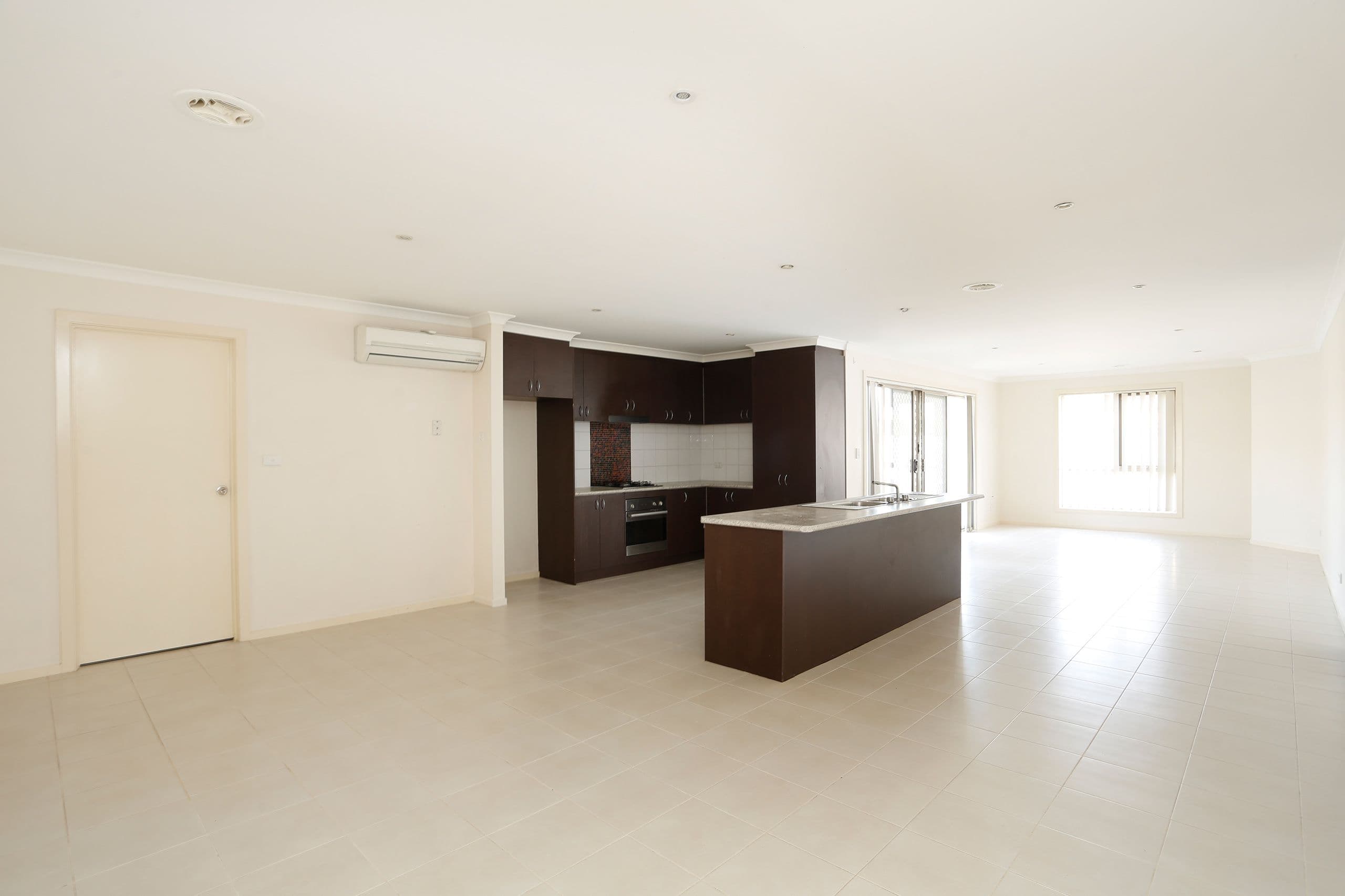 89 Sayers Road, Williams Landing VIC 3027, Williams Landing - Thumbnail 2