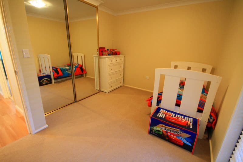 32 Harrow Road, Glenfield NSW 2167, Glenfield - Thumbnail 5