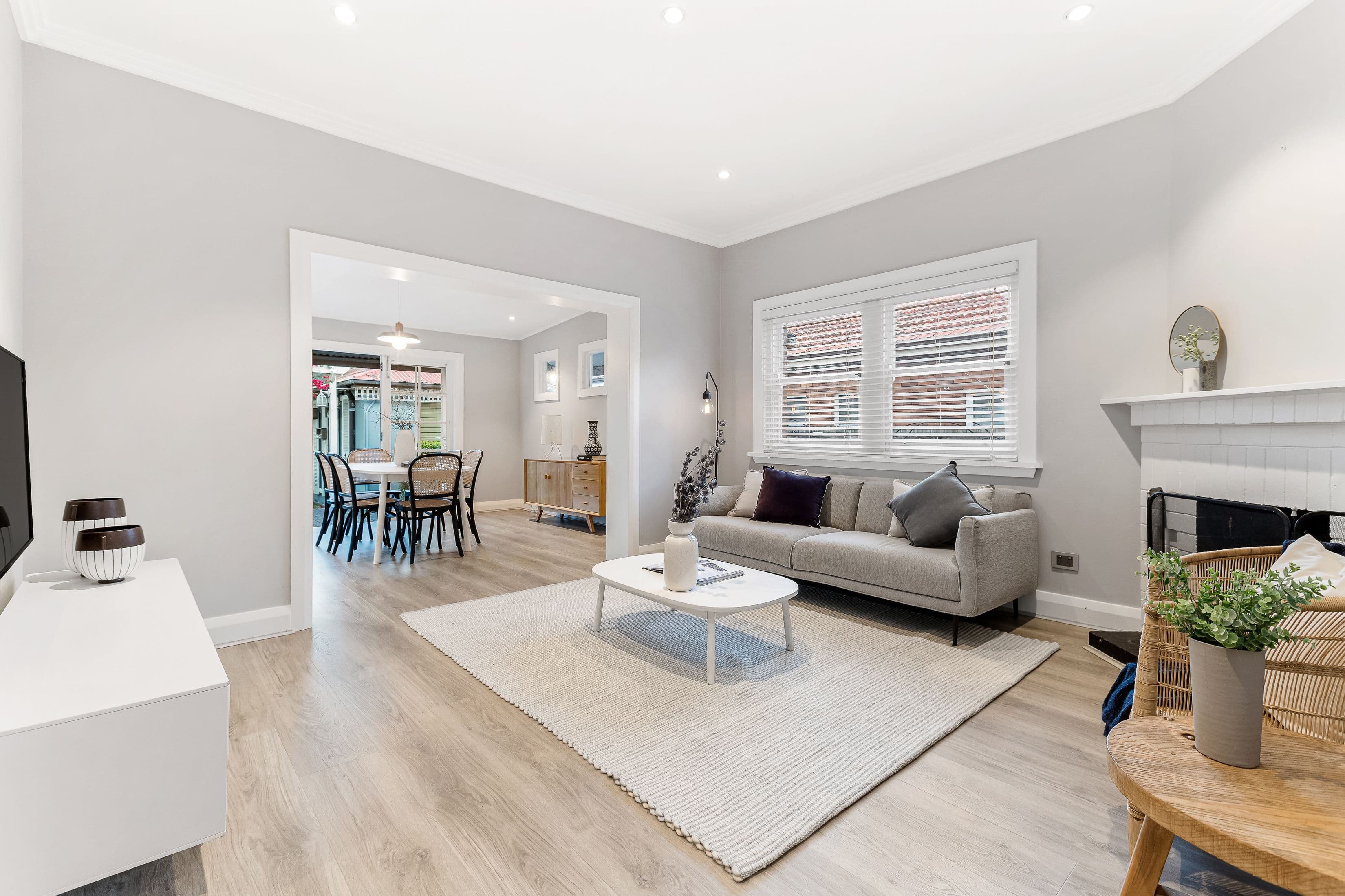 15 Rosemeath Avenue, Kingsgrove NSW 2208, Kingsgrove - Thumbnail 2