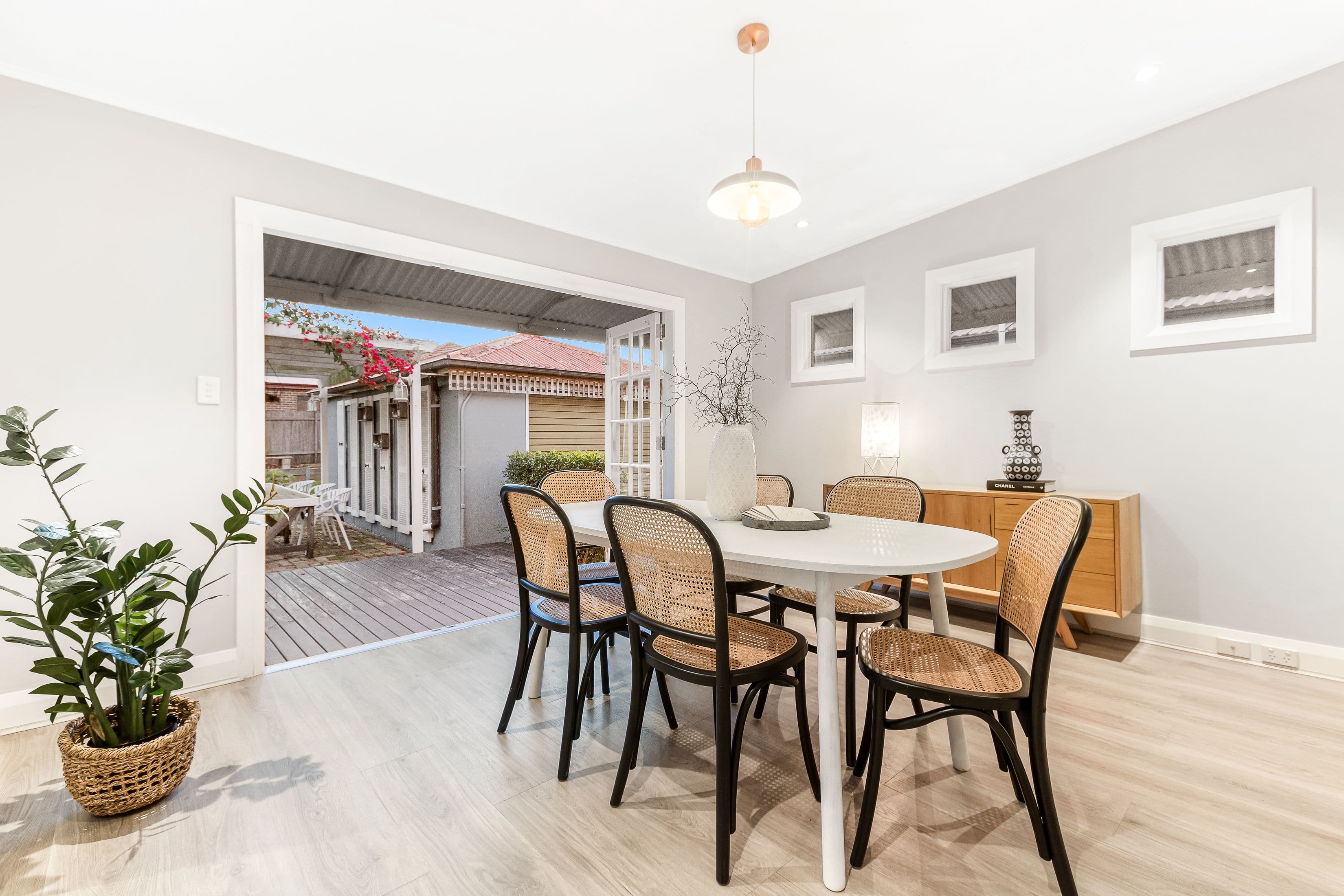 15 Rosemeath Avenue, Kingsgrove NSW 2208, Kingsgrove - Thumbnail 4